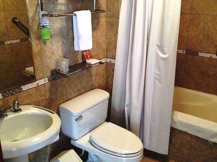 اتاق استاندارد سه نفره, Victoria Regia