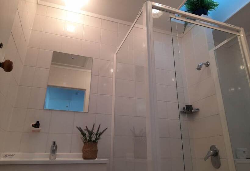 Апартаменты 1 Спальня, Marlin Court Motel