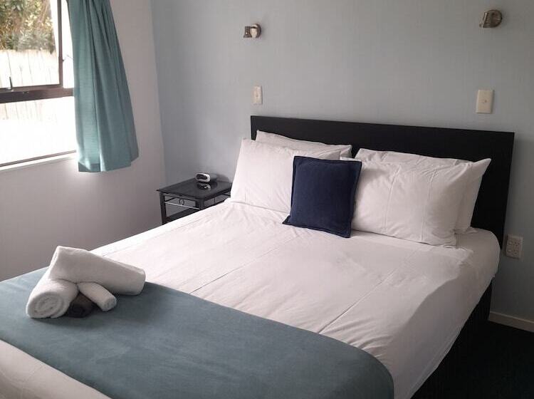 １ベッドルームアパートメント, Marlin Court Motel