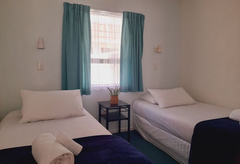 ２ベッドルームアパートメント, Marlin Court Motel