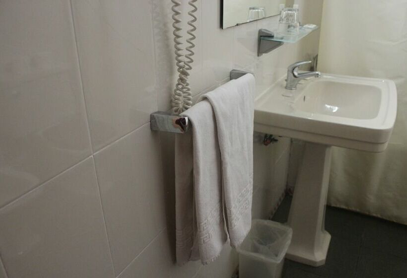 اتاق استاندارد یک نفره, Made Inn Faro