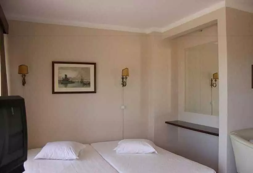 اتاق استاندارد, Made Inn Faro