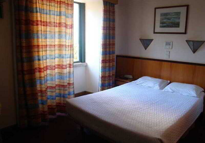Standard Triple Room, Residencial Horizonte