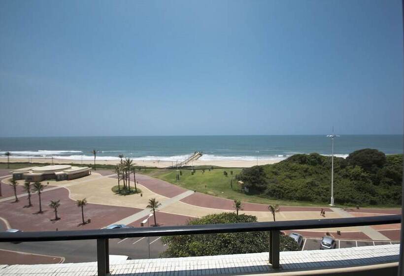 キングサイズベッドのデラックスルーム, Blue Waters