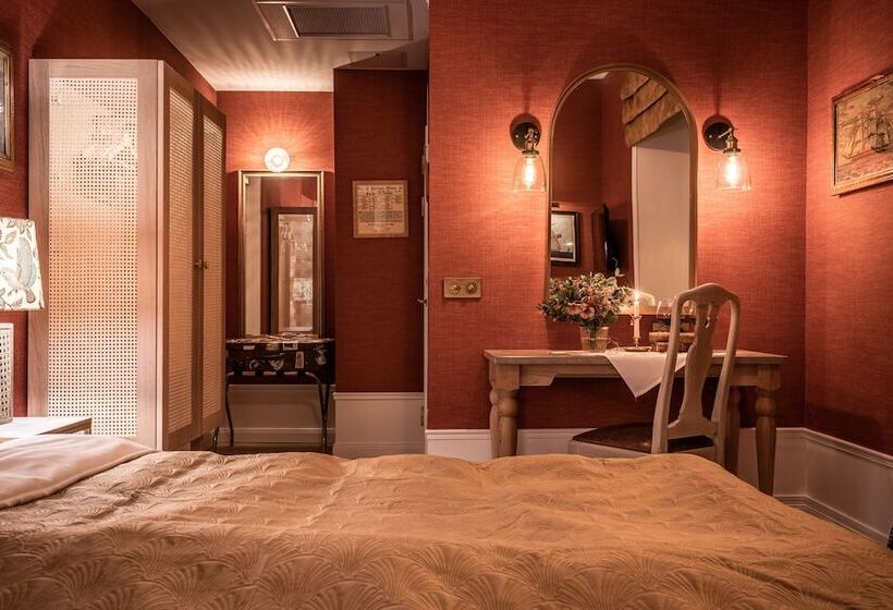 غرفة قياسية, Victory