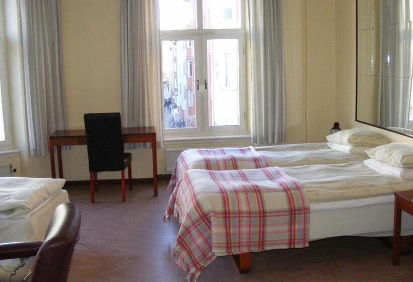 标准三人间, Continental Malmö