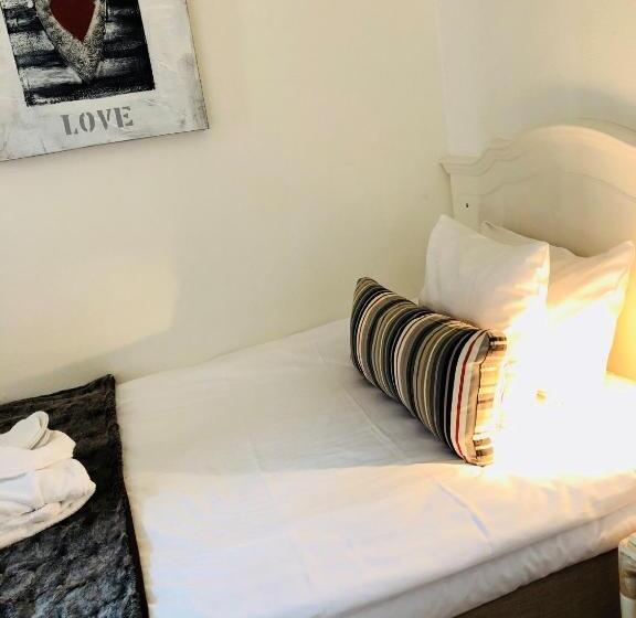 חדר אקונומי, Continental Relax & Spa