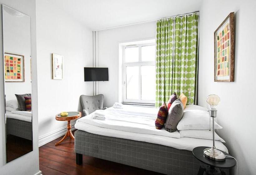 スタンダードルーム, Prins Carl