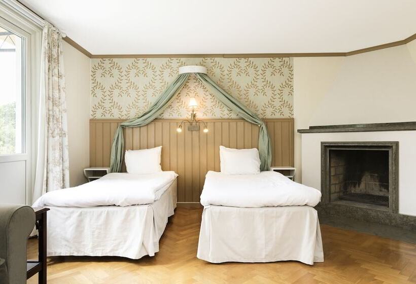 חדר סופריור, Ronnums Herrgård