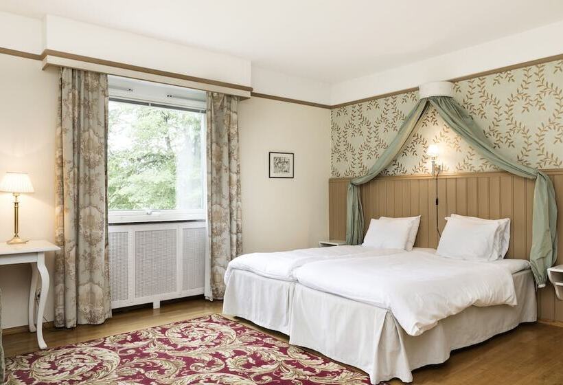 חדר סופריור, Ronnums Herrgård