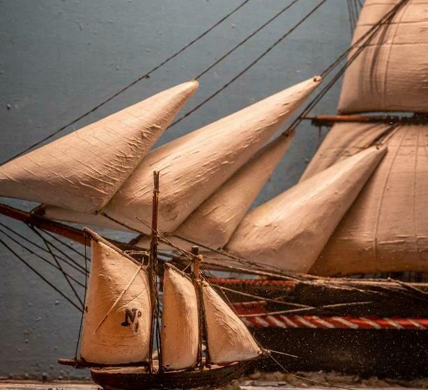 스탠다드 싱글 룸, Victory