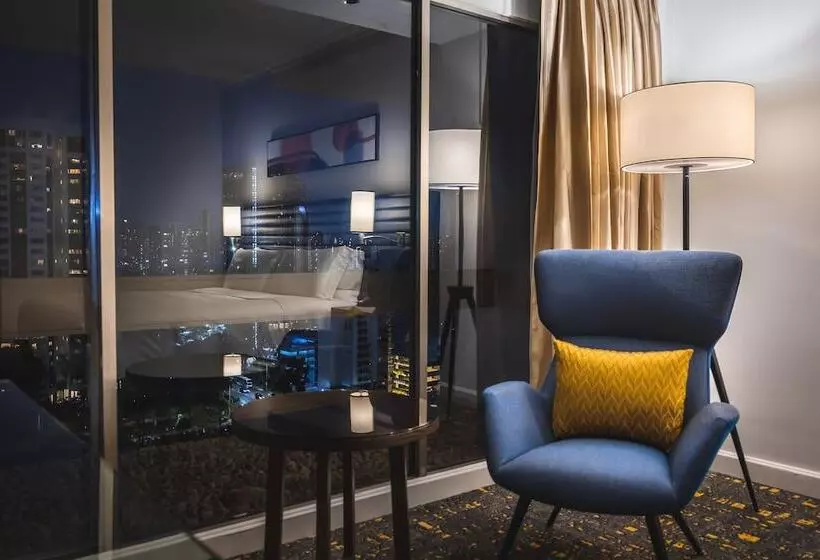 Premium Room with Balcony, Voco Orchard Singapore, An Ihg