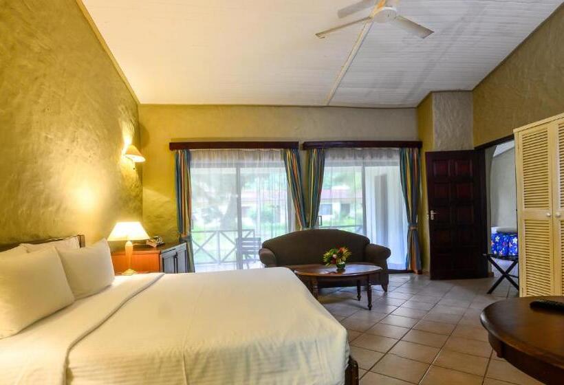 디럭스 패밀리 룸, Berjaya Praslin Resort