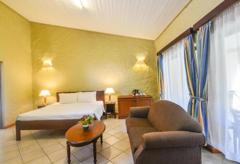 디럭스 패밀리 룸, Berjaya Praslin Resort