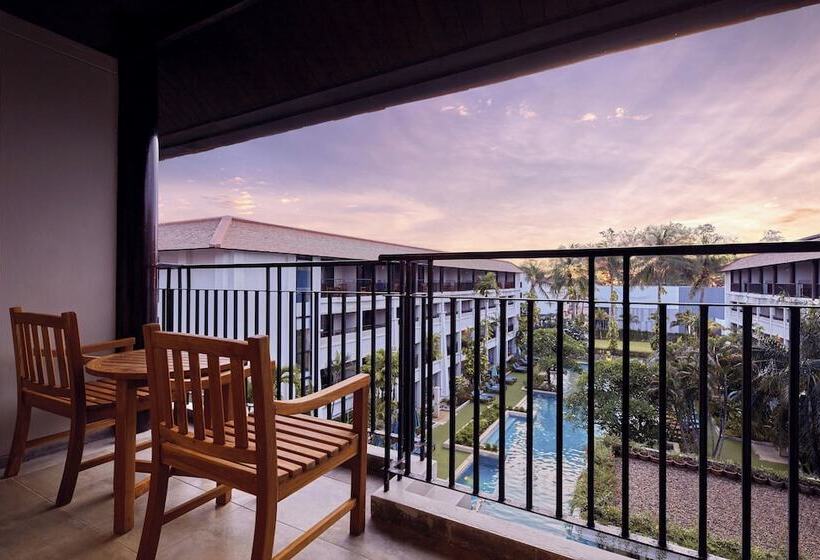 Номер Premium с Балконом, Doubletree By Hilton Phuket Banthai Resort
