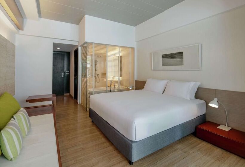 Номер Премиум, Doubletree By Hilton Phuket Banthai Resort