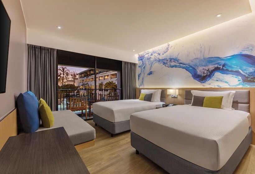 Номер Premium с Балконом, Doubletree By Hilton Phuket Banthai Resort