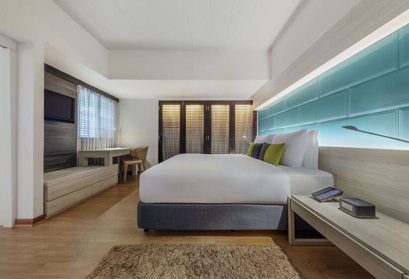 Люкс Повышенной Комфортности, Doubletree By Hilton Phuket Banthai Resort