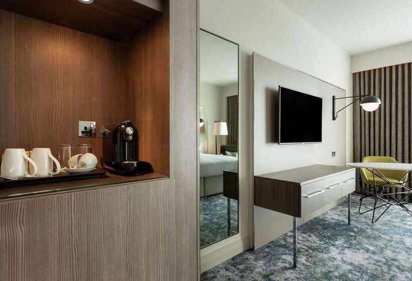 프리미엄 룸, Doubletree By Hilton Phuket Banthai Resort