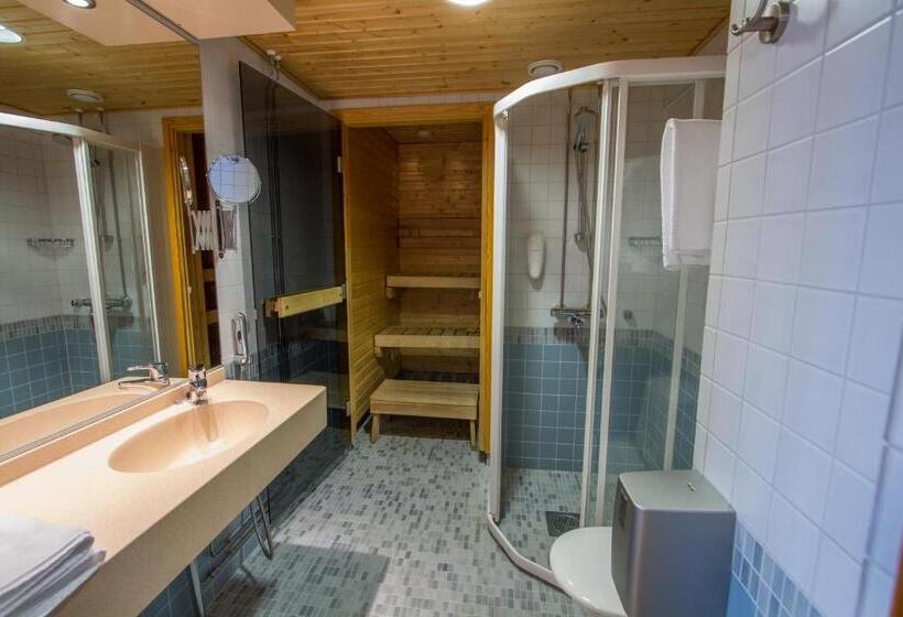 스위트, Economy Hotel Savonia