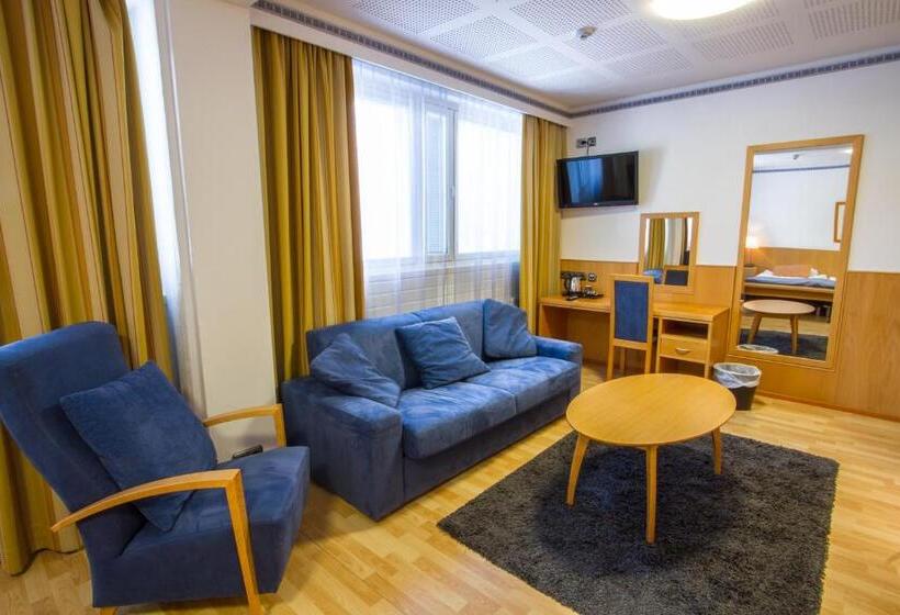סוויטה, Economy Hotel Savonia