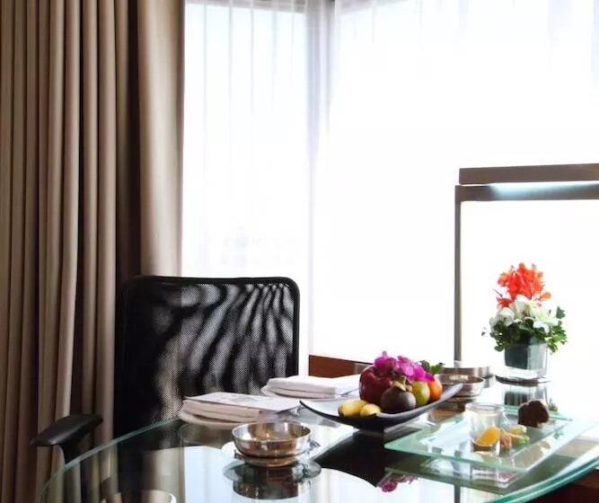 اتاق لوکس, Centara Grand At Central Plaza Ladprao Bangkok