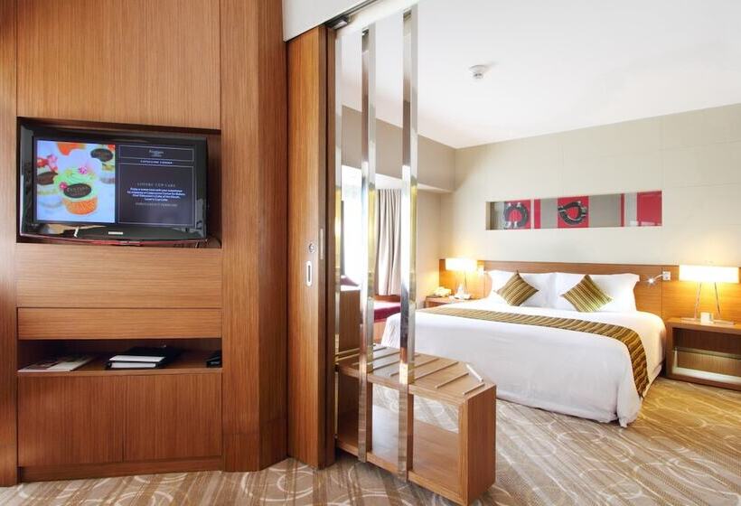 سوییت لوکس, Centara Grand At Central Plaza Ladprao Bangkok