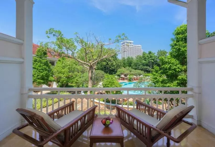 اتاق لوکس, Centara Grand Beach Resort & Villas Hua Hin