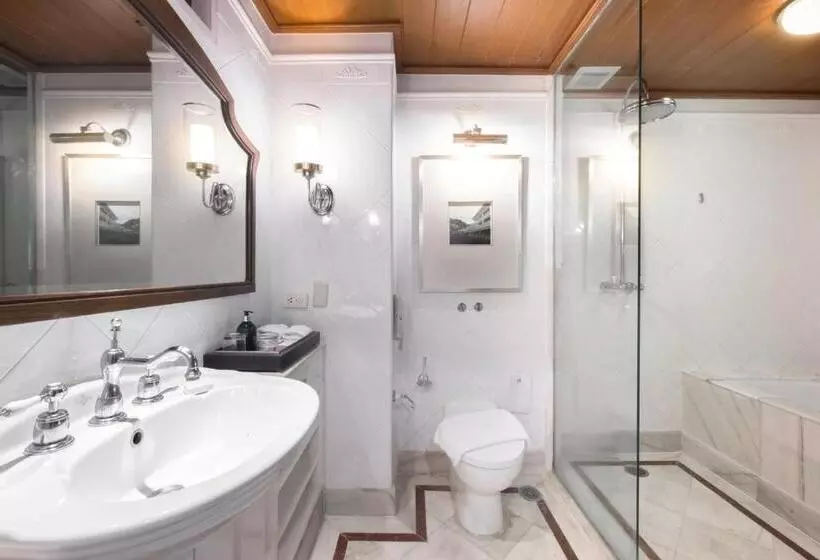 اتاق لوکس با تخت بزرگ, Centara Grand Beach Resort & Villas Hua Hin