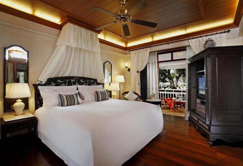 キングサイズベッドのデラックススイート, Centara Grand Beach Resort & Villas Hua Hin