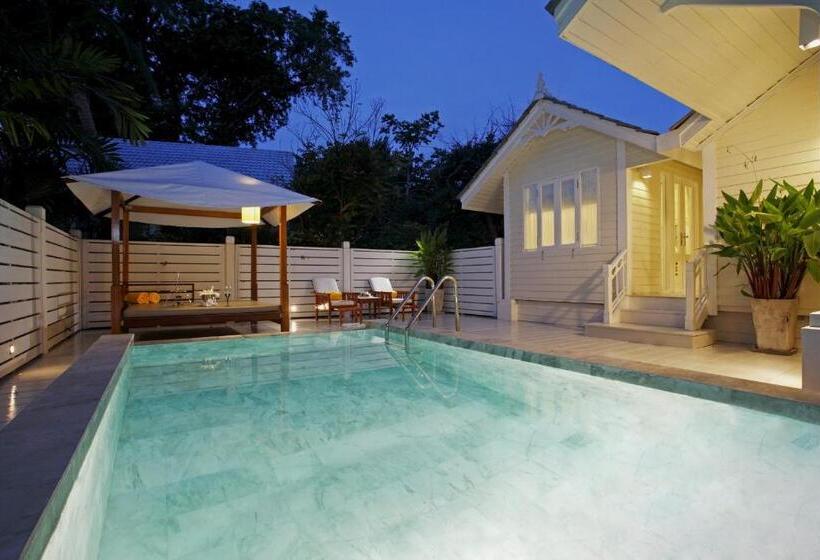 キングサイズベッドのスイートルーム, Centara Grand Beach Resort & Villas Hua Hin