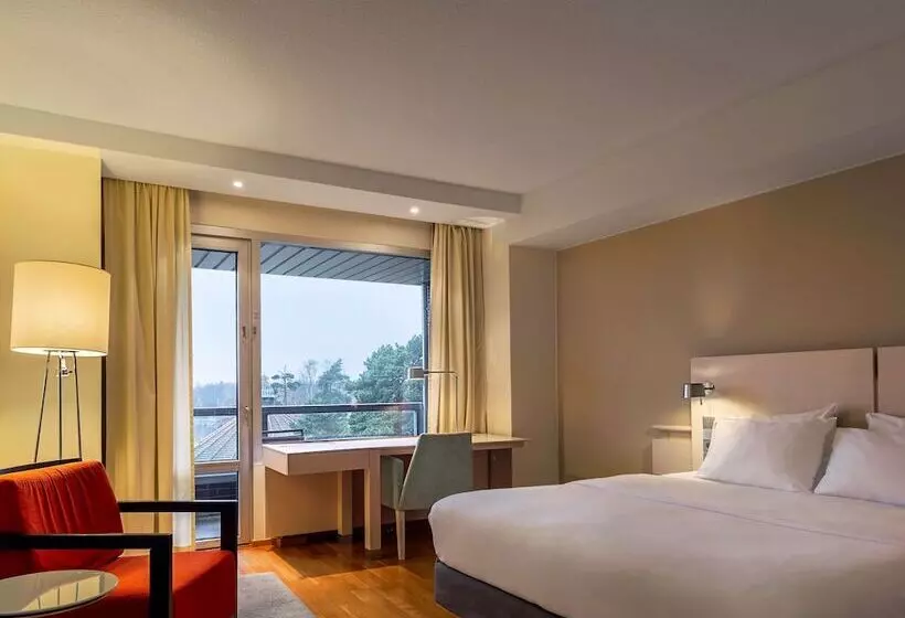 Standard-huone Parivuode, Hilton Helsinki Kalastajatorppa
