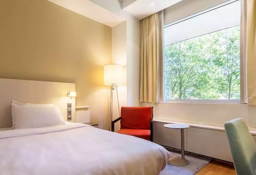Standard-huone, Hilton Helsinki Kalastajatorppa