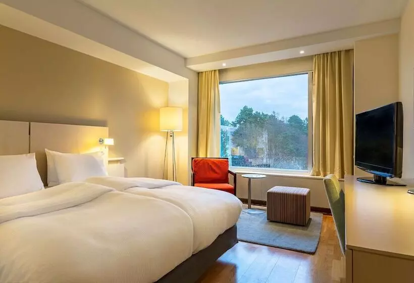 Standard-huone, Hilton Helsinki Kalastajatorppa