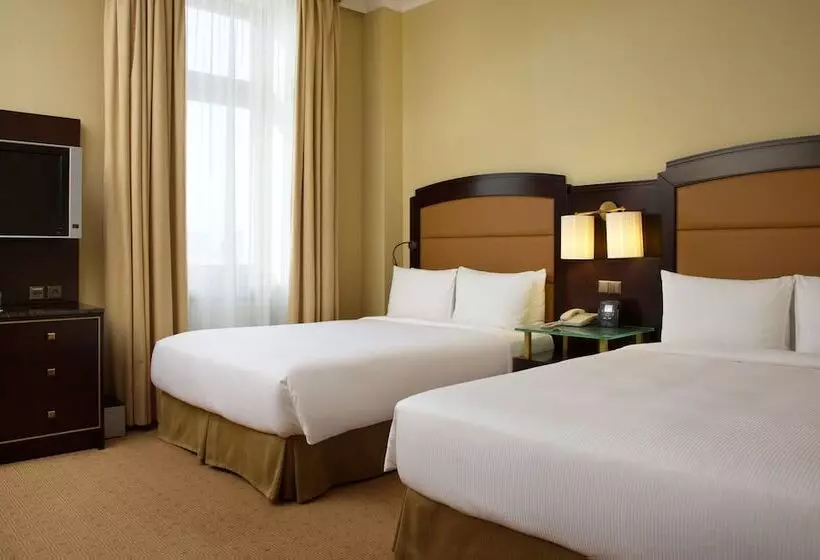 デラックスルーム, Hilton Moscow Leningradskaya