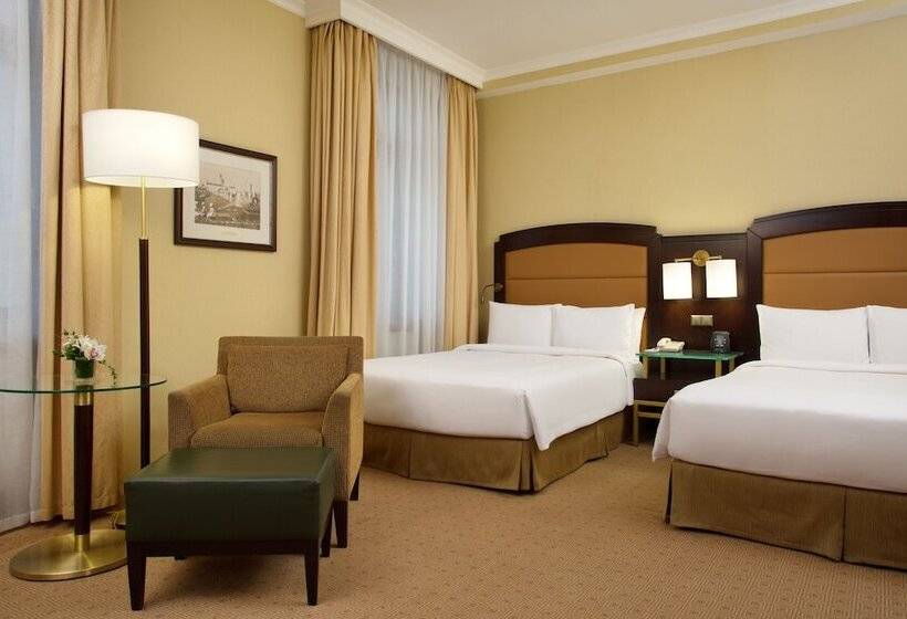 Camera Executive, Hilton Moscow Leningradskaya