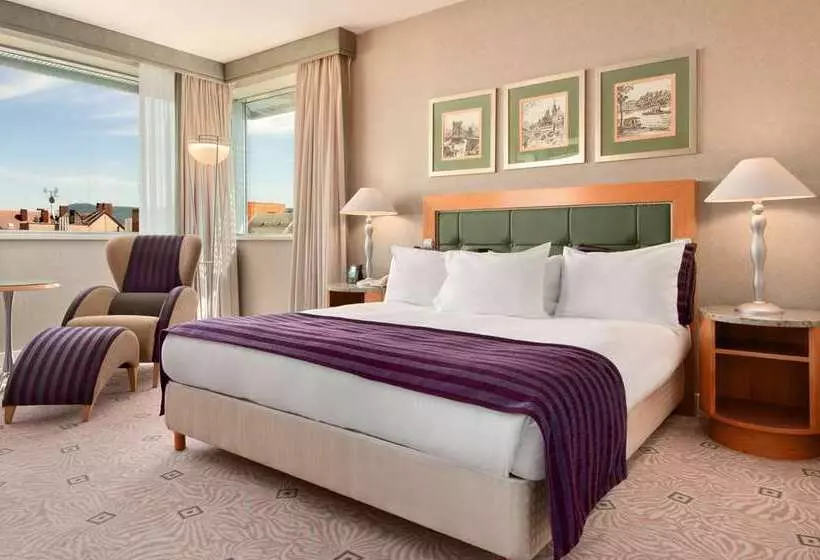エクゼクティブルーム, Hilton Moscow Leningradskaya