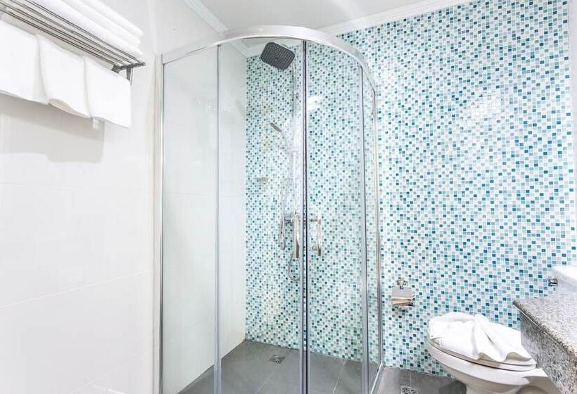 디럭스 룸, Krabi Royal