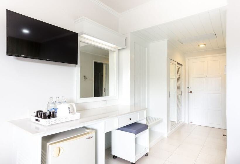 스탠다드 트리플 룸, Krabi Royal