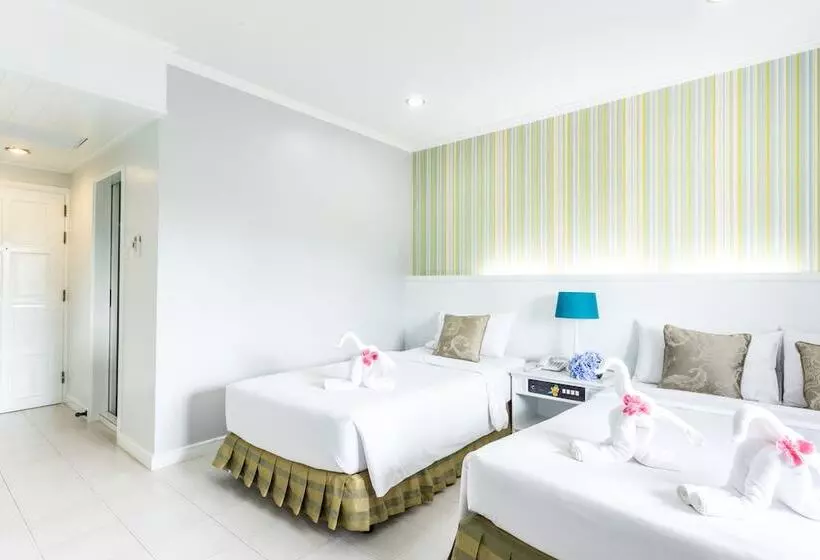 اتاق استاندارد سه نفره, Krabi Royal