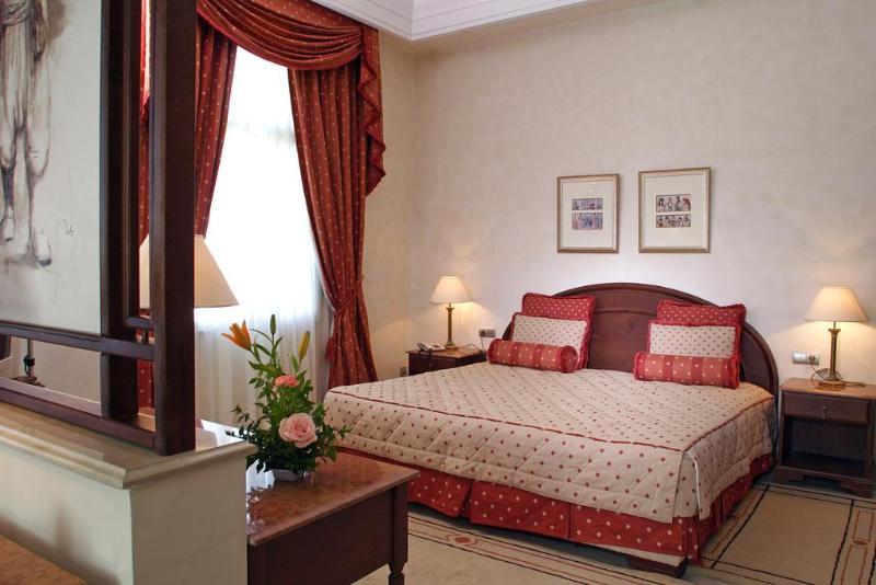 اتاق استاندارد, Les Oliviers Palace