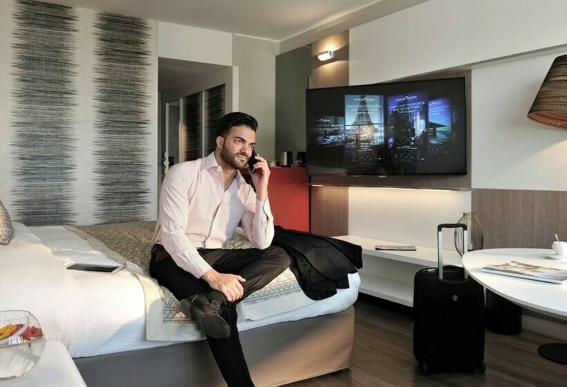 带城市景观的高级房间, Pullman Dakar Teranga