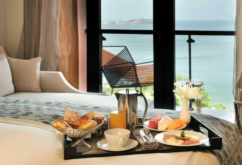 带大床的豪华间, Pullman Dakar Teranga