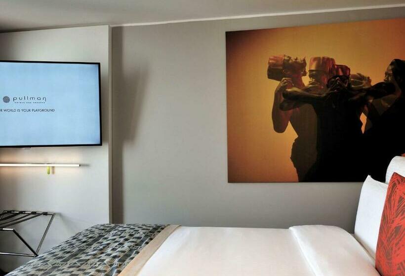 带大床的豪华间, Pullman Dakar Teranga