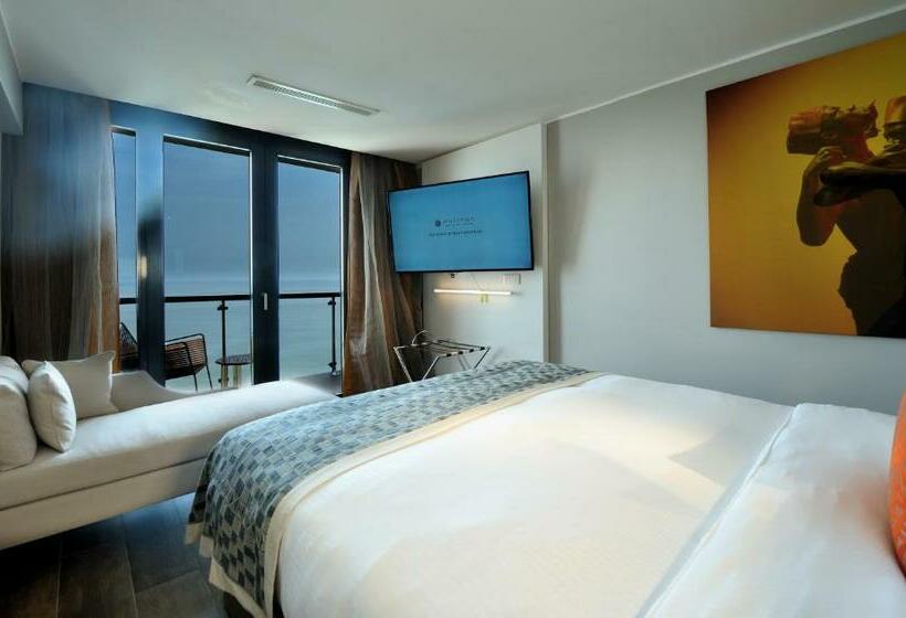 带大床的豪华间, Pullman Dakar Teranga