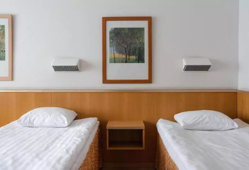 Standard-huone, Waltikka