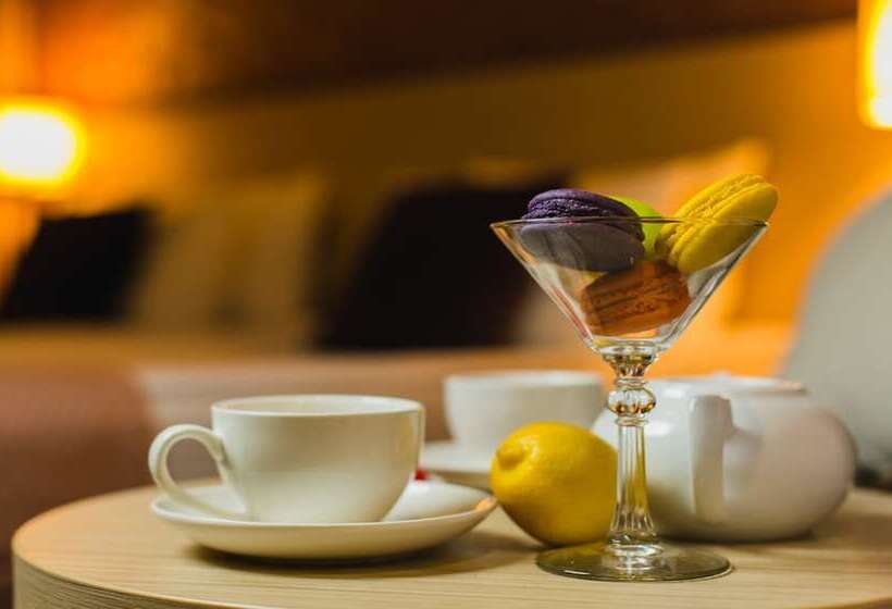 اتاق کلاس بیزنس, Grand Hotel Zhemchuzhina