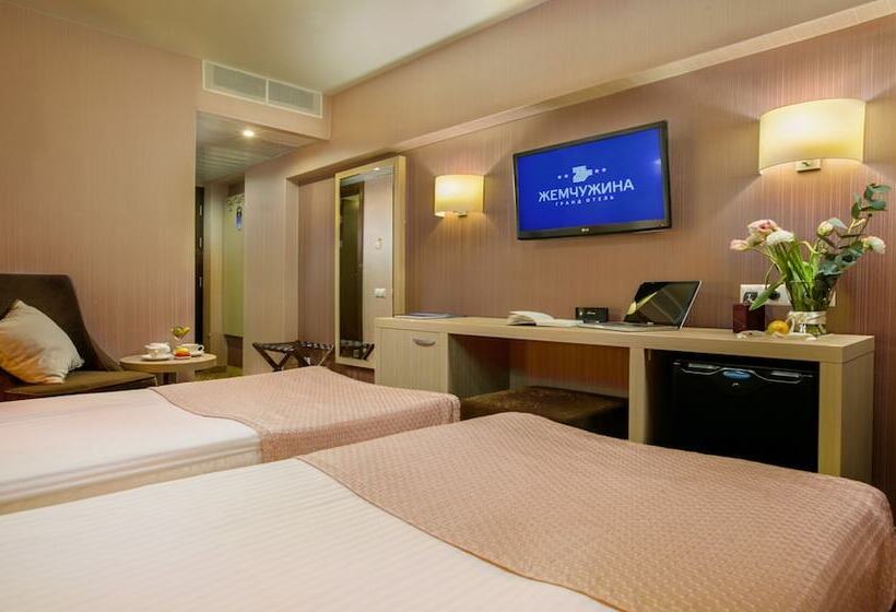 اتاق کلاس بیزنس, Grand Hotel Zhemchuzhina