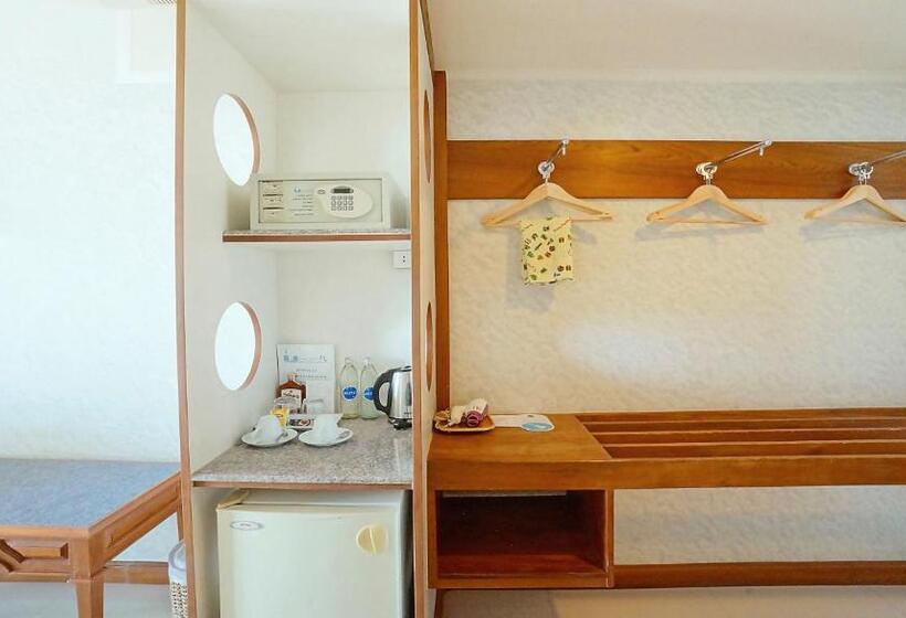 اتاق استاندارد, Pattaya Park Beach Resort