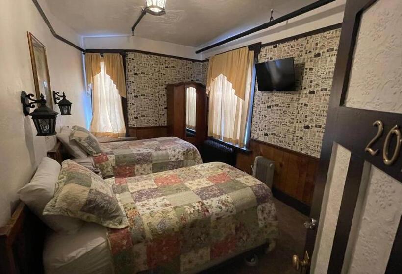 غرفة إقتصادية, Alaskan Hotel And Bar